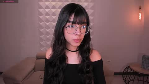 Snapshot of babyjanne_ chatting on 09.27.25 babyjanne_ online show from 09.27.25
