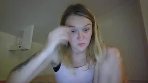 Snapshot of babykay03 chatting on 09.25.25 babykay03 online show from 09.25.25