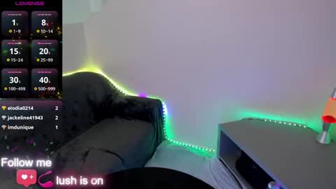 Snapshot of babykeeee chatting on 12.29.24 HannaAnnah online show from 12.29.24