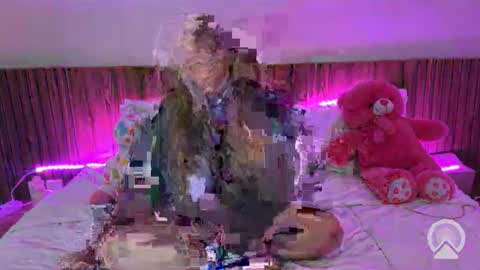 Snapshot of babymilie chatting on 12.20.25 My name is Amelia but for you Melie online show from 12.20.25