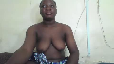 Snapshot of babymolly2 chatting on 04.25.26 Rossy Kwekwe online show from 04.25.26