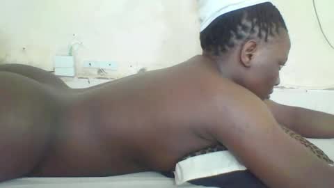 Snapshot of babymolly2 chatting on 05.24.26 Rossy Kwekwe online show from 05.24.26