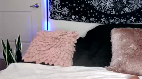 babyred online show from 04.15.26