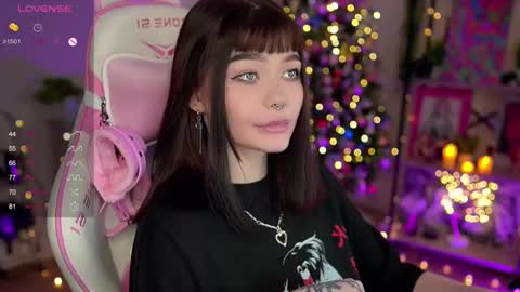 Nika online show from 12.21.24