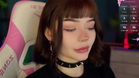 Nika online show from 10.25.25