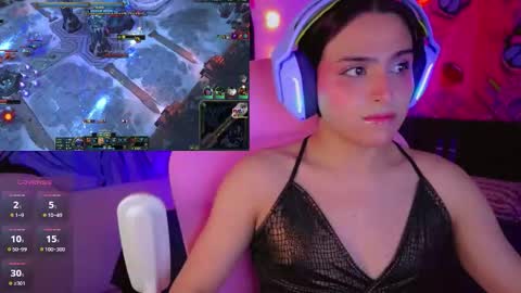 babysofix_ online show from 10.31.25