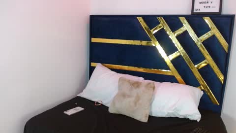 VALENTINA online show from 02.18.26