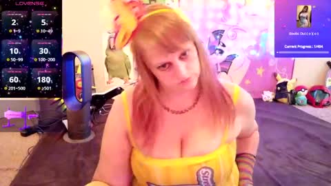 Snapshot of babyzelda chatting on 05.25.26 BabyZelda online show from 05.25.26