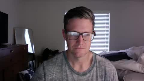 Snapshot of backsweatdaddy chatting on 11.23.25 backsweatdaddy online show from 11.23.25