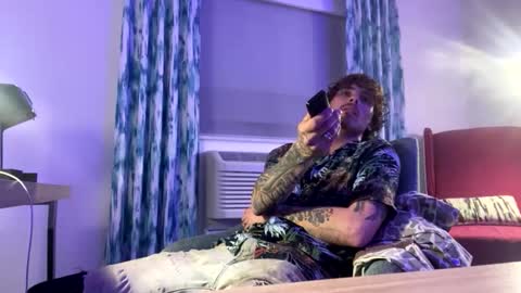 backwoodboiii910 online show from 12.23.25