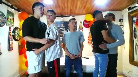 Snapshot of backyardigans chatting on 02.12.25 backyardigans online show from 02.12.25