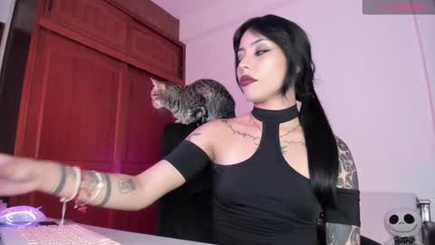 Bratty Lanita - independent online show from 10.04.25