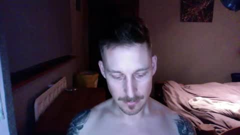 Snapshot of bad_dad43 chatting on 01.01.25 Bad dad43 online show from 01.01.25