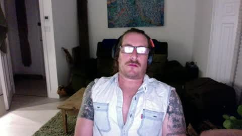 Snapshot of bad_dad43 chatting on 07.14.26 Bad dad43 online show from 07.14.26