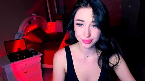 Miss Desire...do you remember online show from 12.13.24