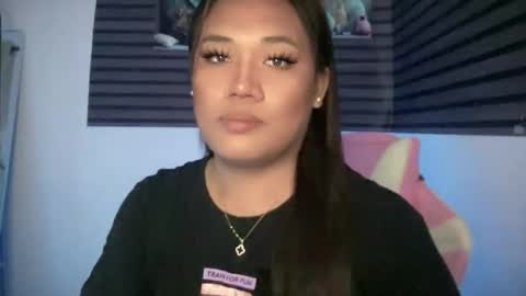 Snapshot of bad_kitty_amara chatting on 06.11.26 AMARA - FOLLOW ME AND THUMBS UP online show from 06.11.26