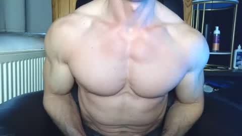 Badboy95 online show from 10.10.25