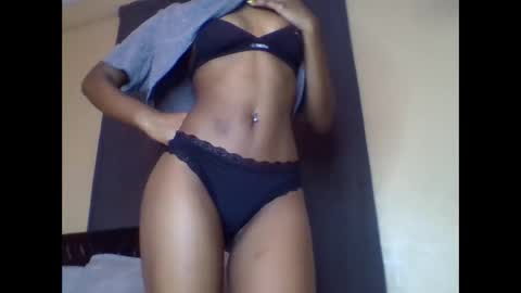 Snapshot of badgurllily chatting on 06.11.26 Lily. online show from 06.11.26