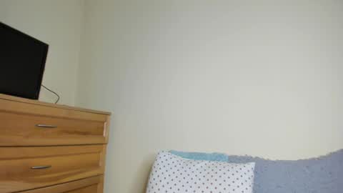 Snapshot of badmodel_ chatting on 01.22.25 Name online show from 01.22.25