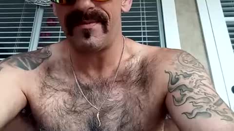 Snapshot of badmtherfuker chatting on 12.13.25 badmtherfuker online show from 12.13.25