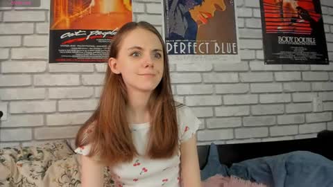 Snapshot of baenova chatting on 06.11.26 Molly links in bio online show from 06.11.26