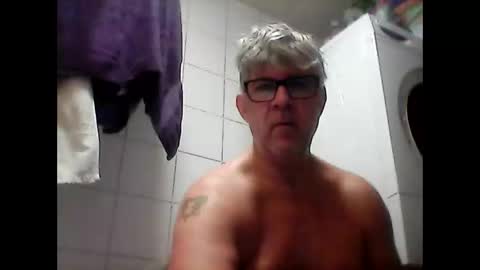 baggelina75 online show from 12.27.24