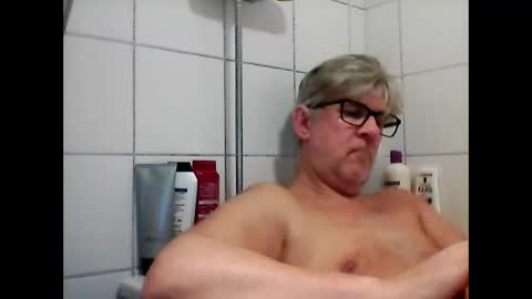 baggelina75 online show from 01.27.25