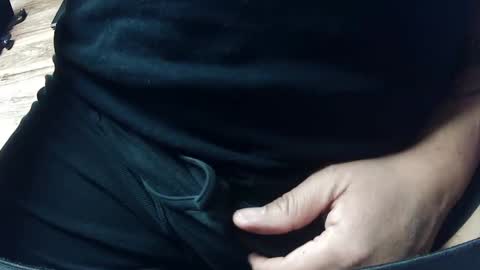 Snapshot of bagofun chatting on 02.20.25 Bagofun online show from 02.20.25