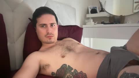 Snapshot of bagvag0 chatting on 12.01.25 bagvag0 online show from 12.01.25