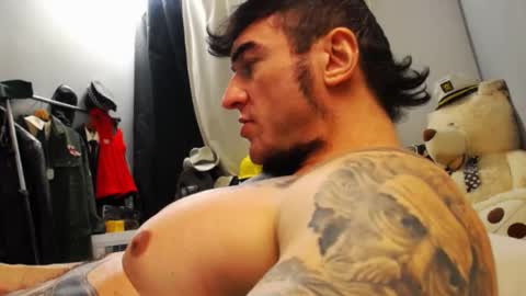 Snapshot of ballard_ chatting on 01.06.25 Bret Ballard online show from 01.06.25