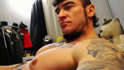 Snapshot of ballard_ chatting on 01.08.25 Bret Ballard online show from 01.08.25