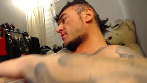 Snapshot of ballard_ chatting on 11.06.25 Bret Ballard online show from 11.06.25