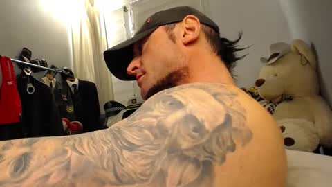 Snapshot of ballard_ chatting on 11.23.25 Bret Ballard online show from 11.23.25