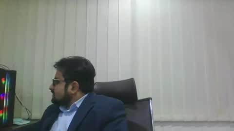 Ballbusting Slave online show from 12.11.24