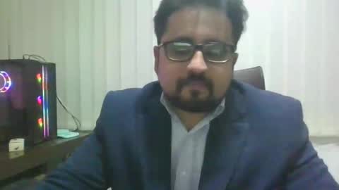 Ballbusting Slave online show from 12.12.24