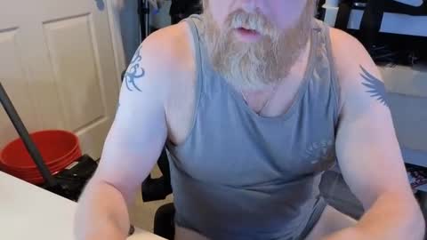 Snapshot of baltomoron69 chatting on 10.04.25 baltomoron69 online show from 10.04.25