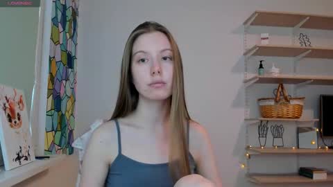 Kira online show from 09.18.25