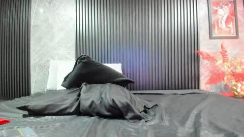 Snapshot of bambiiqueen chatting on 12.23.24 Bambi online show from 12.23.24