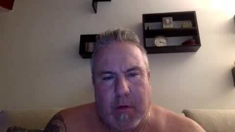 banana5289 online show from 12.17.25