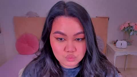 Barbie Kim online show from 12.07.24