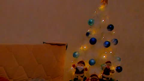 Barbie Kim online show from 12.20.24