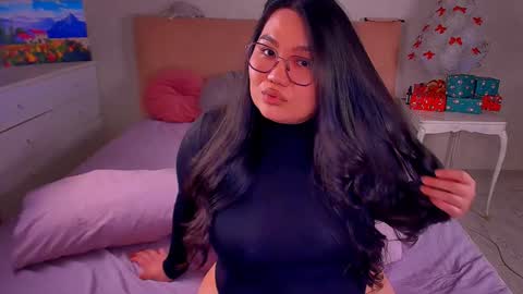 Barbie Kim online show from 01.18.25