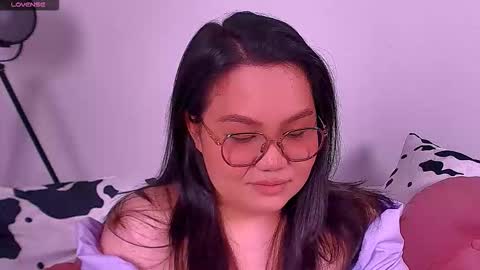 Barbie Kim online show from 10.11.25