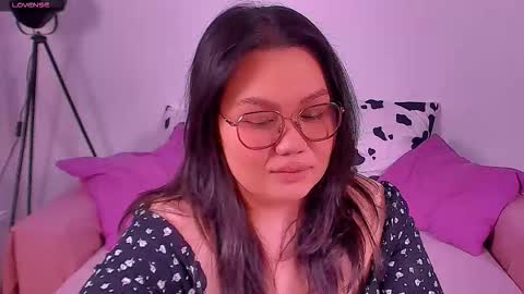 Barbie Kim online show from 10.16.25