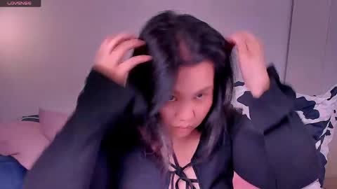 Barbie Kim online show from 04.16.26