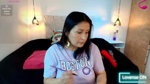 Snapshot of barbara_fox__ chatting on 05.26.26 B A R B A R A online show from 05.26.26