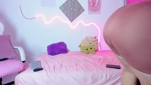 Snapshot of barbie691 chatting on 01.07.25 barbie691 online show from 01.07.25