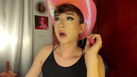          I work from home this is my room 3 online show from 09.25.25