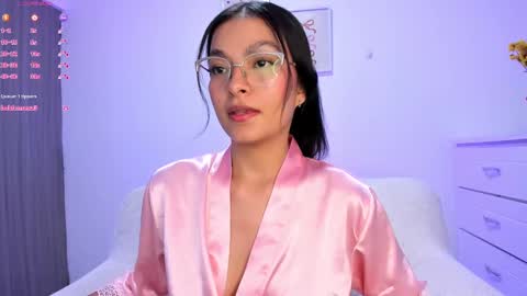 Snapshot of barbie_brunette3 chatting on 01.05.25  independet model online show from 01.05.25