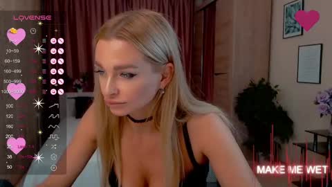 Snapshot of barbie_kiss1 chatting on 02.15.25 barbie online show from 02.15.25